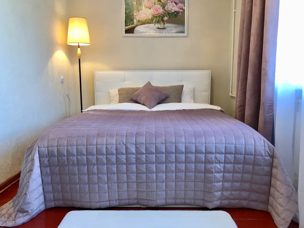 Остановись в самом центре