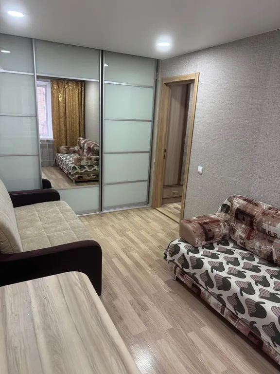 Уютная квартира в центре города, рядом с ЖД вокзалом, Цирком