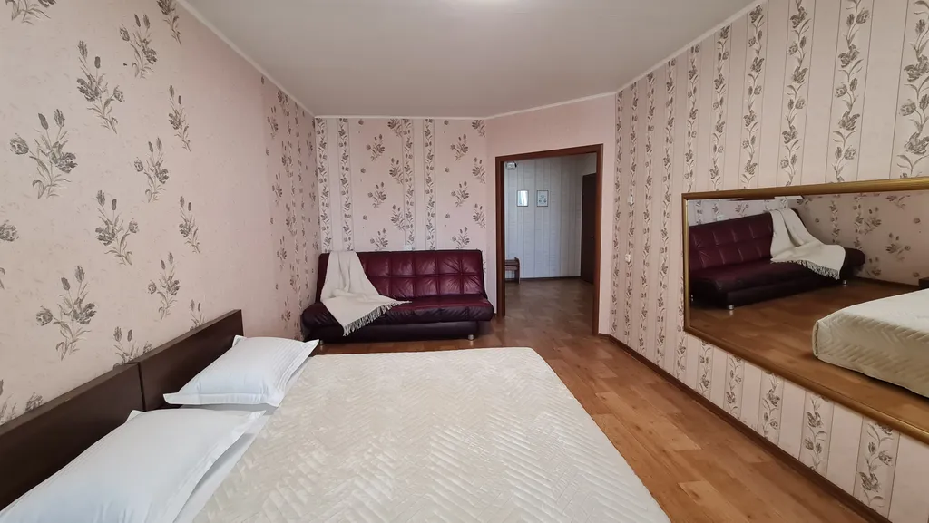 Просторная квартира рядом с университетом — аренда посуточно в Ульяновск