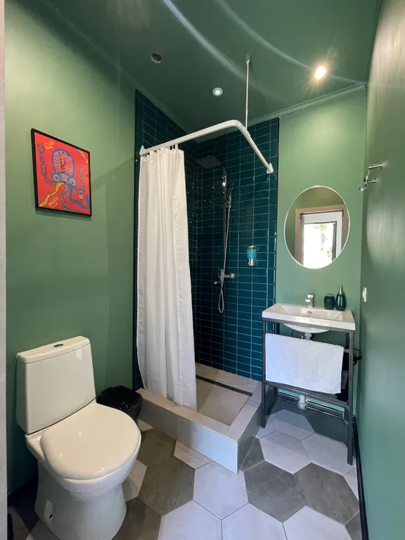 Мини-стандарт с видом на море