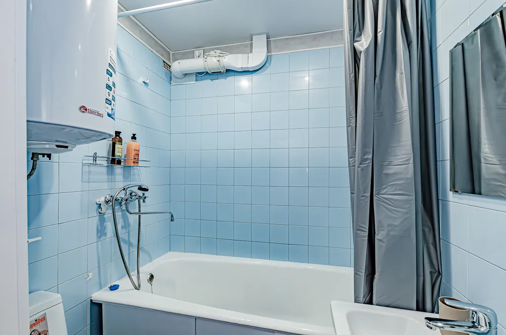 Квартира-студия с ванной в центре города