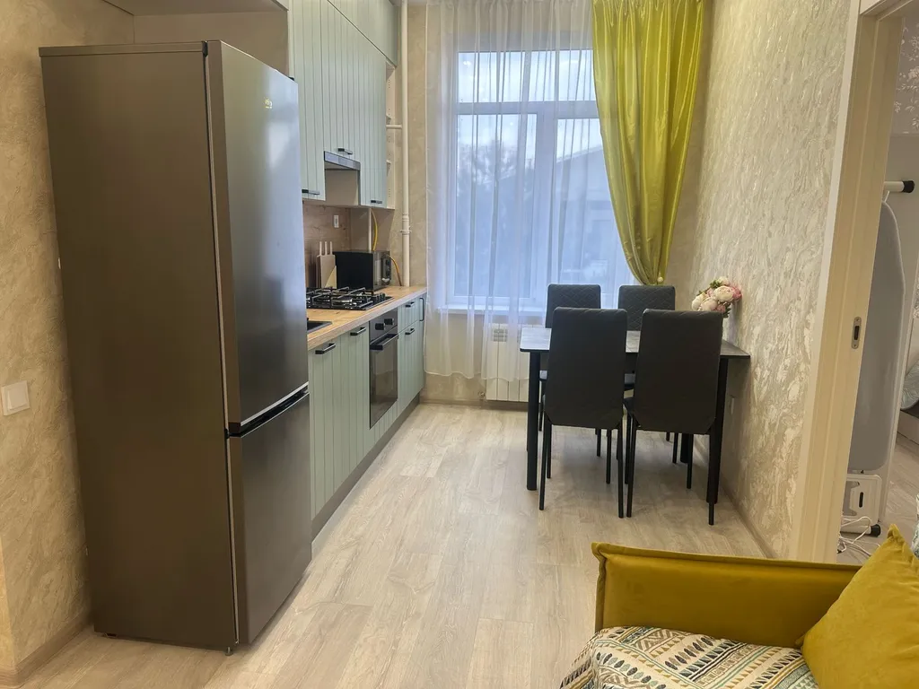 Квартира Двухкомнатная квартира с видом на зелень — Адлер