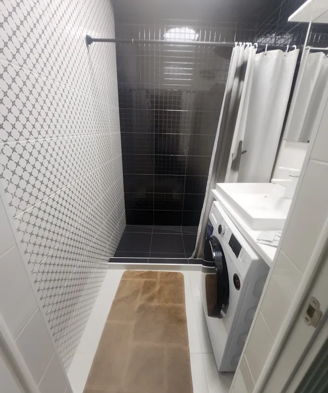 Большой дом с видом на гору