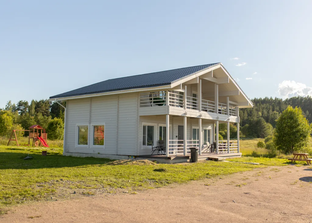 Большой дом с видом на озеро, 3 спальнями, сауной и настольным футболом