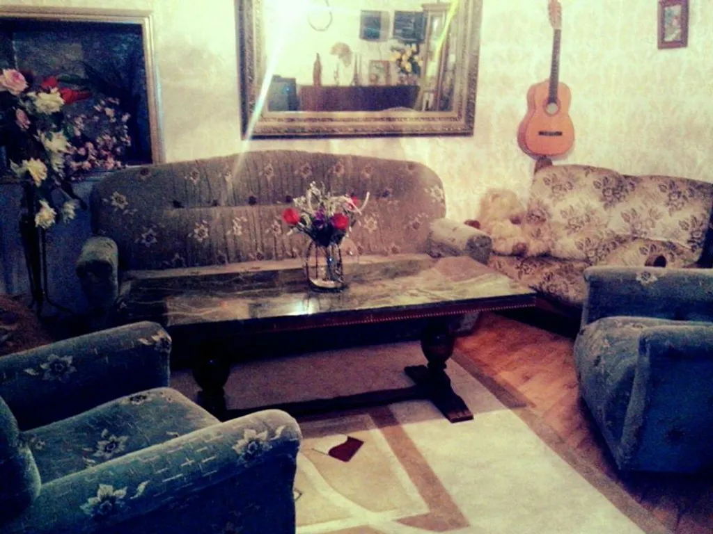 4-комнатная Квартира — аренда посуточно в Тбилиси