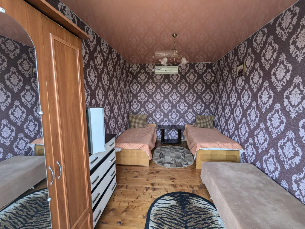 Дом двухэтажный в центре