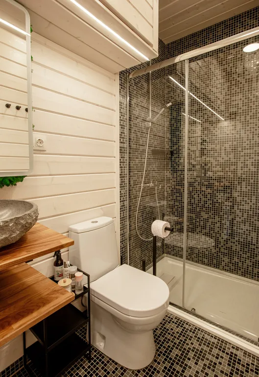 Уютный дом с панорамным видом на лес