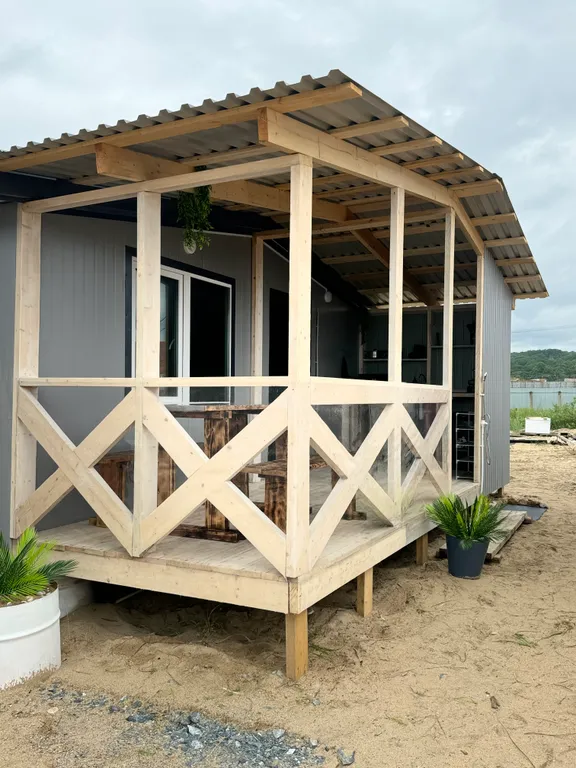 Уютный домик в 20 шагах от моря на первой линии