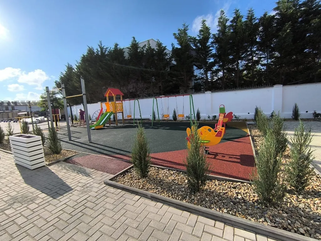 Квартира Апартаменты у моря с бассейном — Анапа