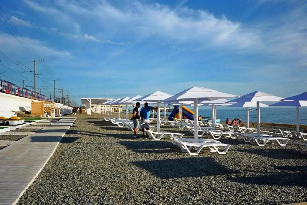 Квартира Квартира в 5 минутах от моря, которое видно из окна — Сочи
