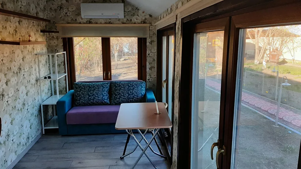 Уютный гостевой домик на берегу реки