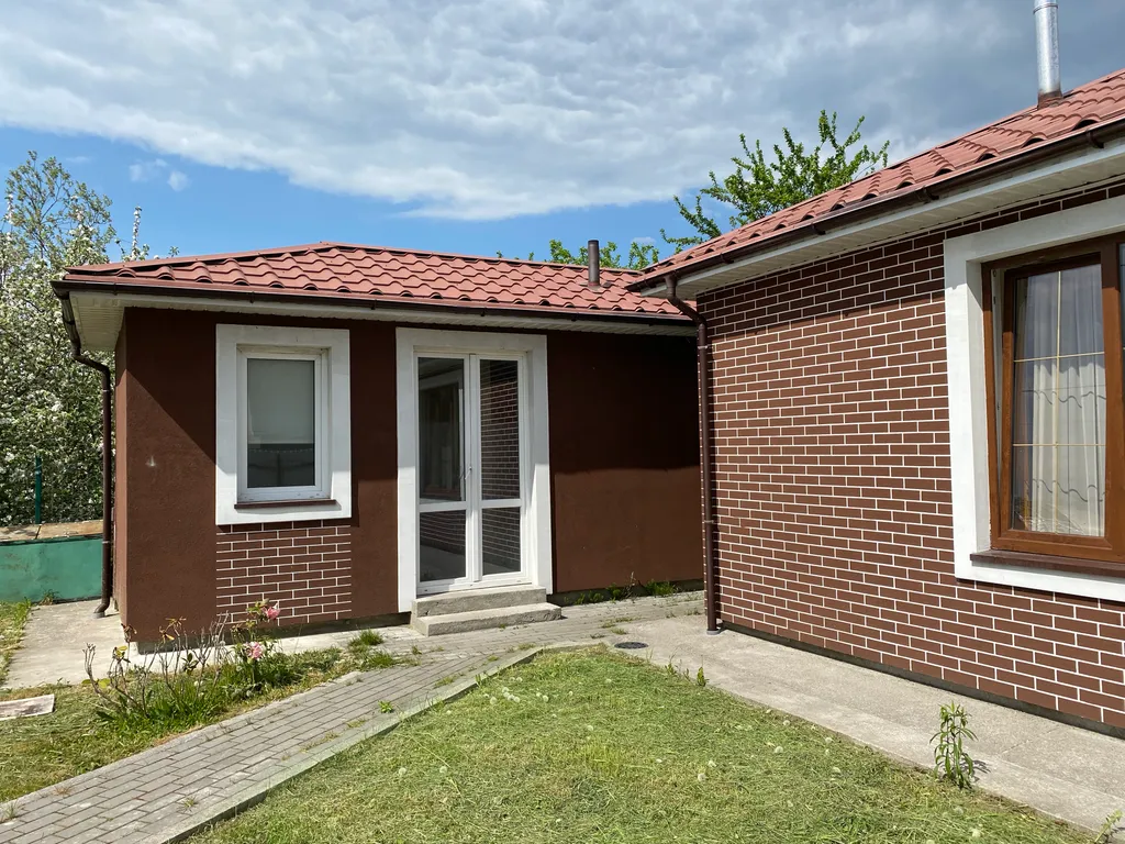 Частный дом в 15 минутах от центра