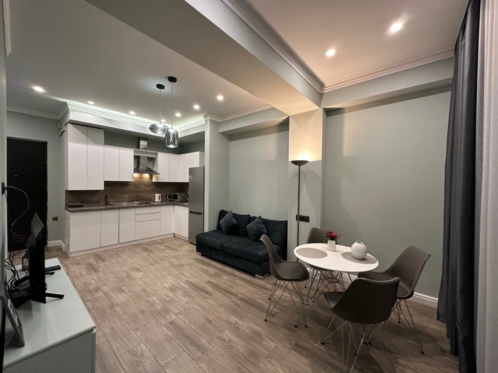 Красивая двухкомнатная квартира в центре города