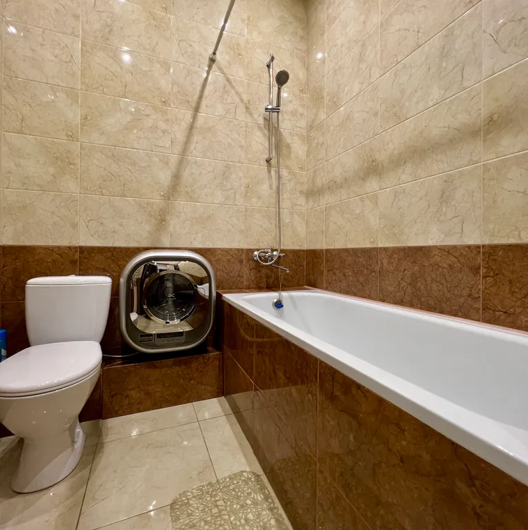 Рядом парк Победы Херсонес не берем оплату за уборку