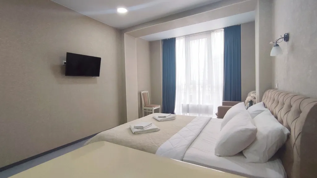 Квартира Апартаменты рядом с морем с видом на бассейн — Анапа