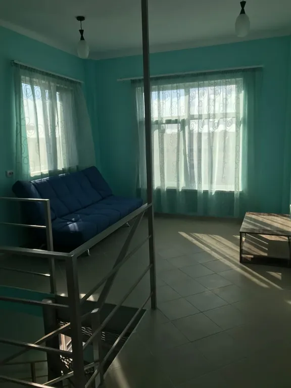 Уютная двухуровневая квартира на берегу озера Донузлав