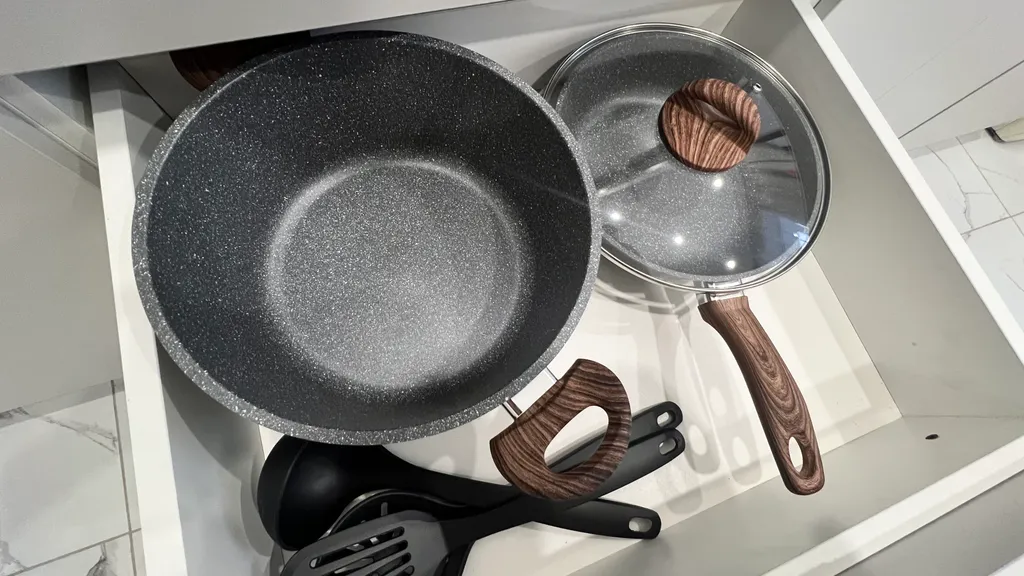 Комфортабельная 2-комнатная квартира с новым дизайнерским ремонтом