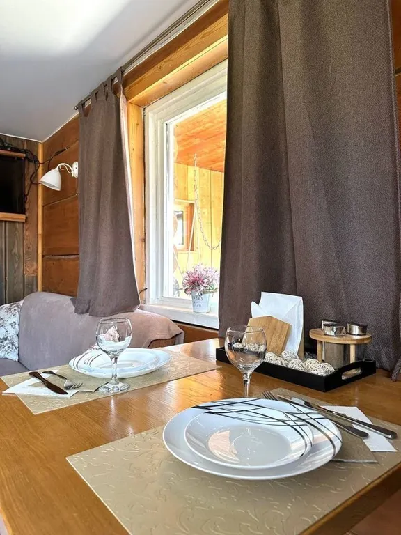 Уютный частный домик у берега