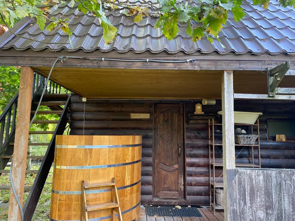 Уютный дом с баней и подворьем