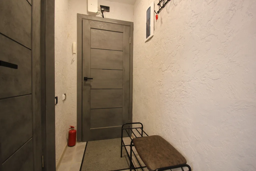 Просторная квартира-студия с евроремонтом