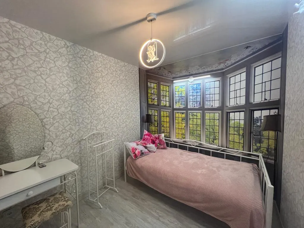 Очень уютная оленья хатка