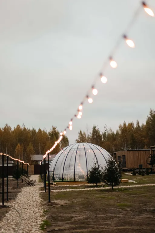 Коттедж Уютный глэмпинг для компании (6 отдельных домиков + территория) — Конаково