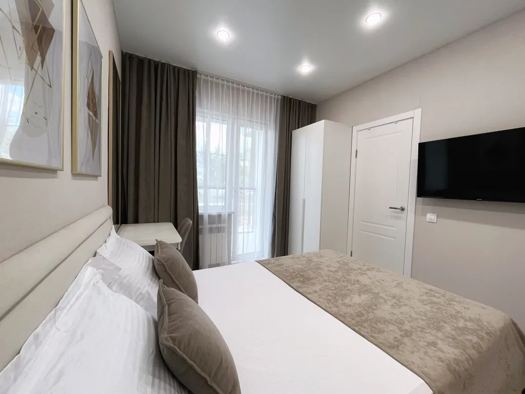 Дизайнерские апартаменты на Степана Повха