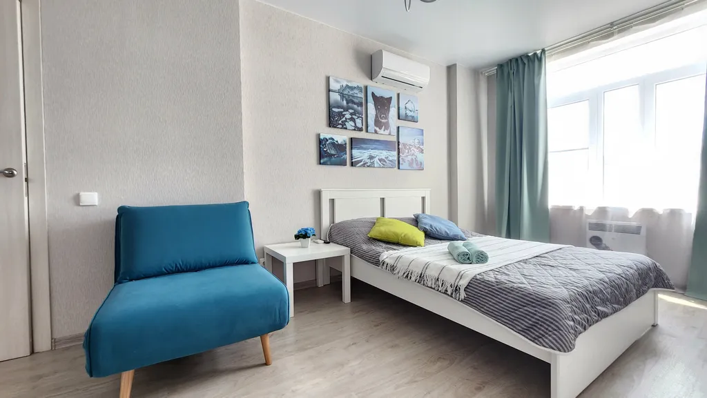 Двушка с видом на детскую площадку