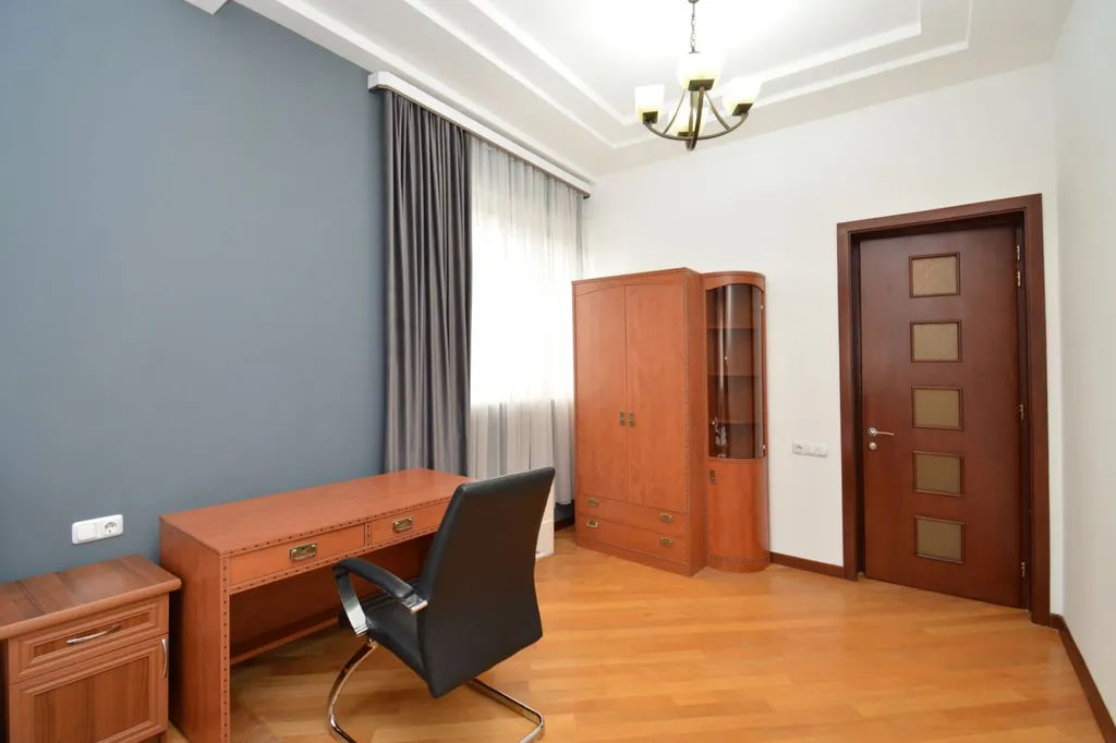 Уютная трёхкомнатная квартира в центре города