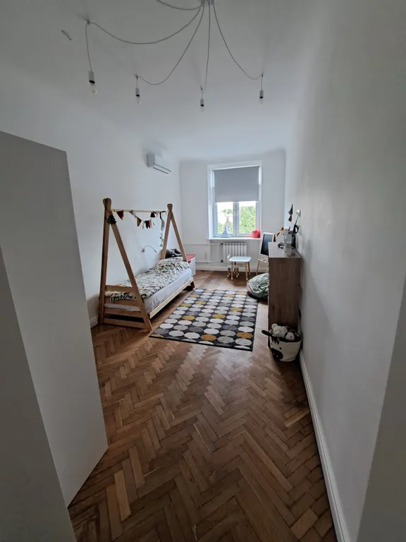 Stalinka by Otelier Secouard