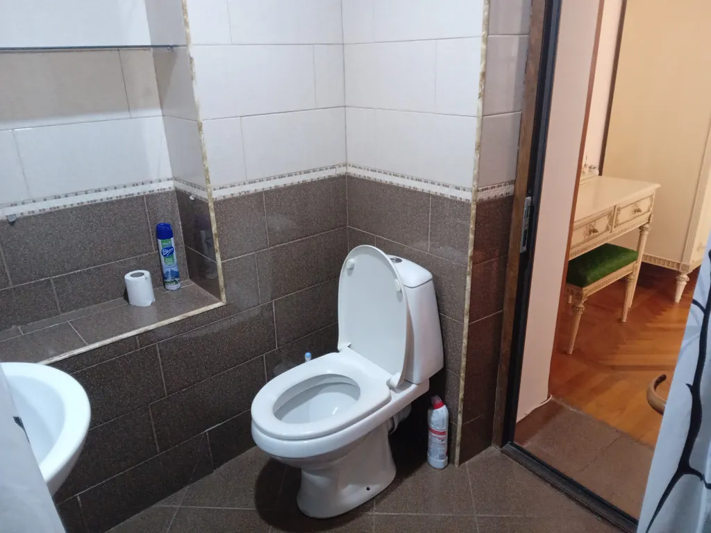 Большой семейный номер со своим санузлом и смежным номером