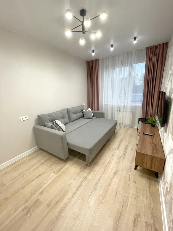 Двухкомнатная квартира у парка Победы