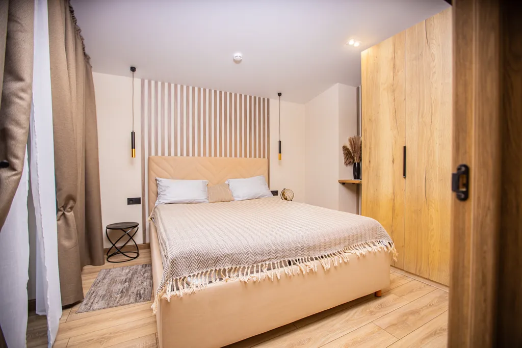 Гаражная 6/55