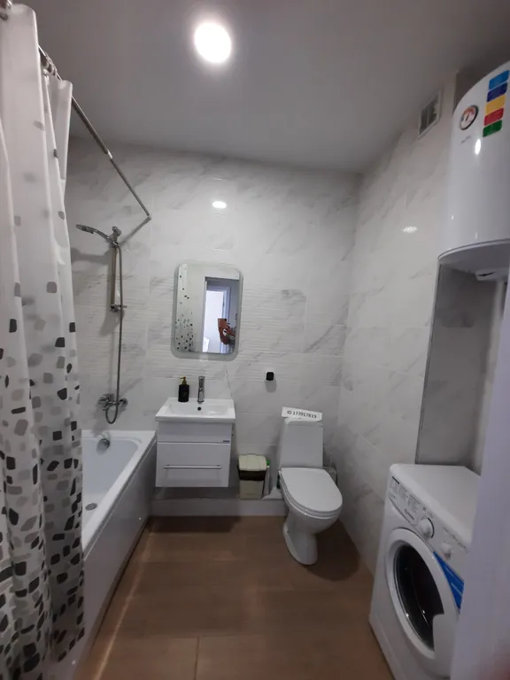 Студия с видом на бассейн