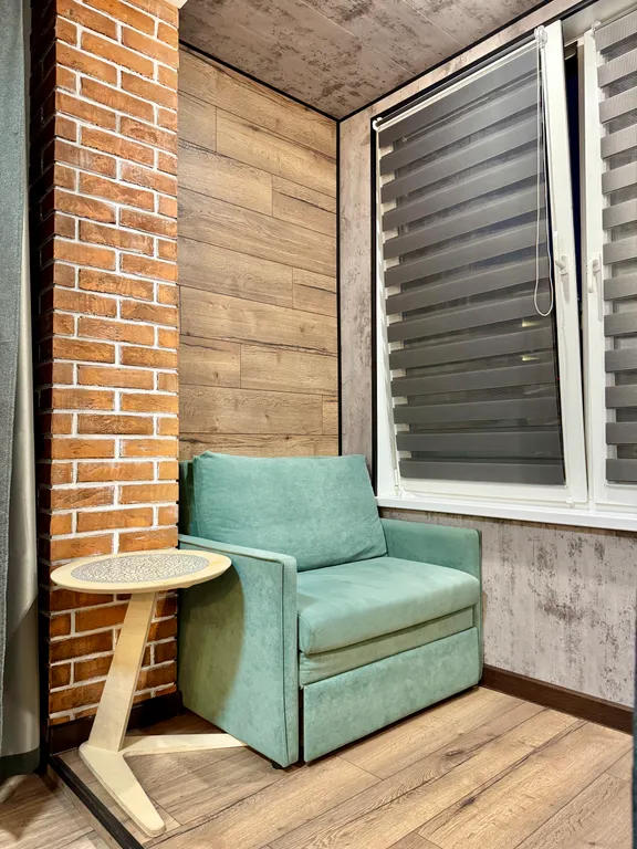 Студия с панорамным видом на Москву