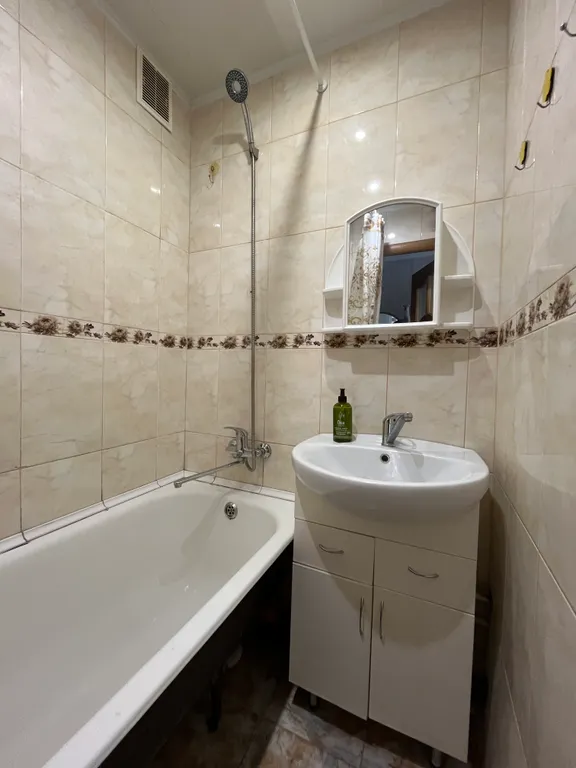 Квартира Уютная квартира, 4 спальных места, отличное расположение, тихий двор — Сланцы