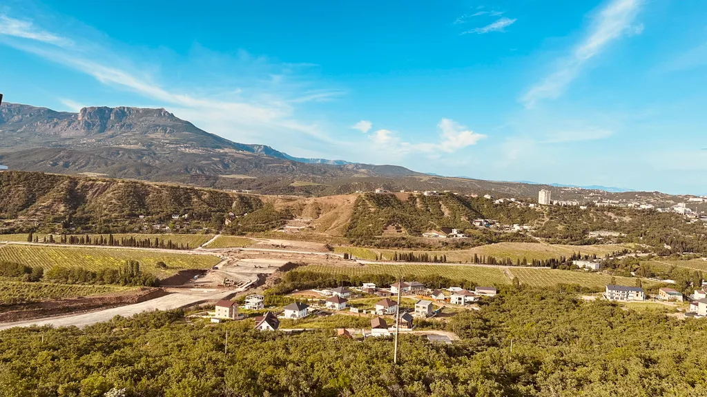 Апартамент с видом на море и горы класса люкс в новом ЖК