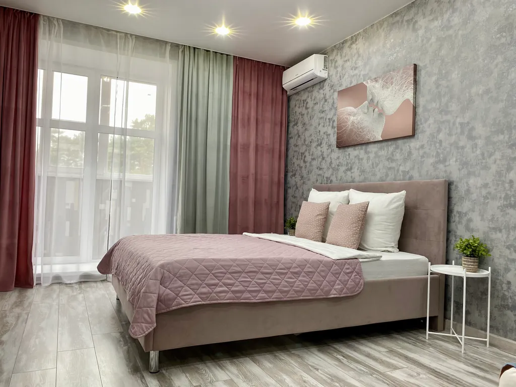 Квартира с кондиционером на берегу Обского моря в сосновом бору — аренда посуточно в Бердск