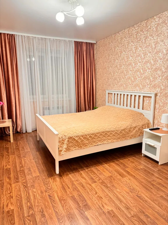 Омск Кировский у ТЦ Мега