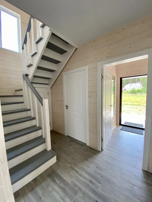 Коттедж Уютный просторный дом у лесного озера — Ларионово