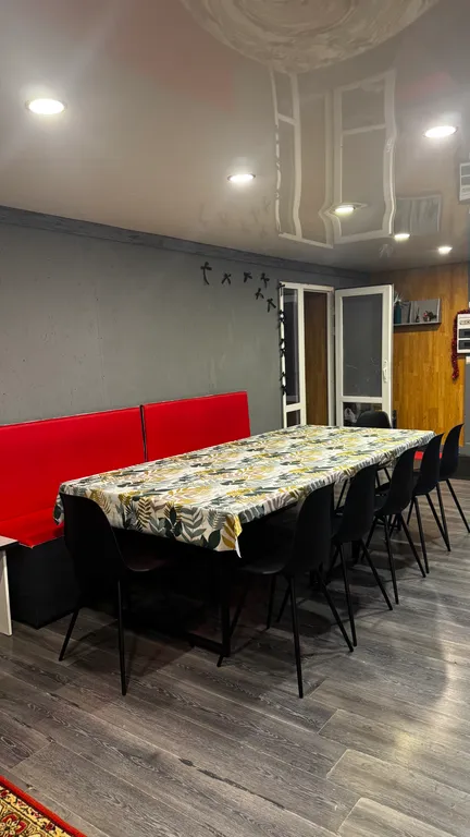 Уютный дом в черте города