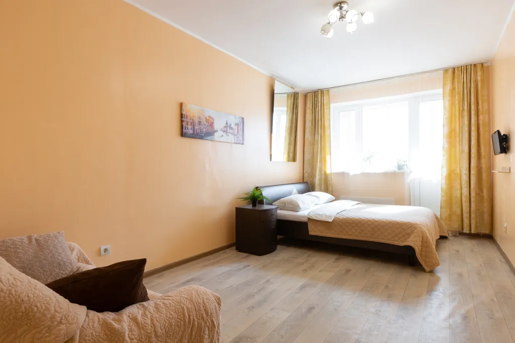 Квартира Светлая и уютная квартира — Лобня