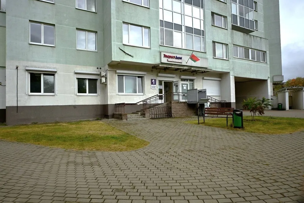 Квартира с евроремонтом у метро Спортивная