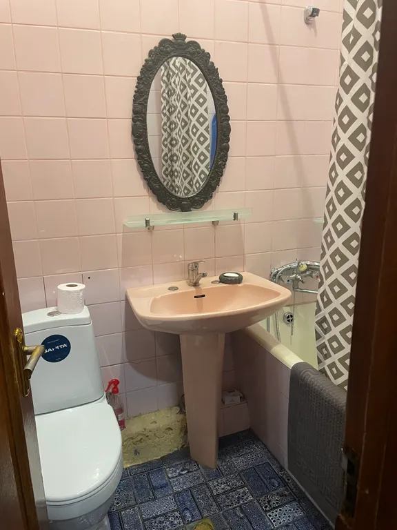 Апартаменты с балконом рядом с парком Ваке