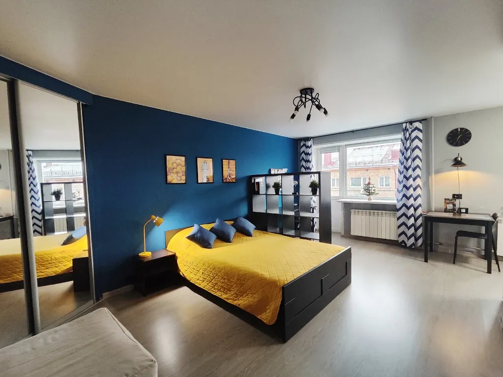 Квартира Стильная студия с балконом в самом центре — аренда посуточно в Петрозаводск