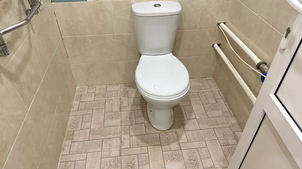 Коттедж с бассейном, баней