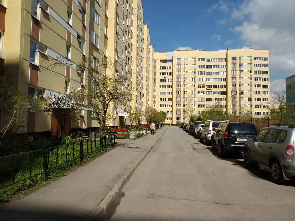 Уютная двухкомнатная квартира у метро