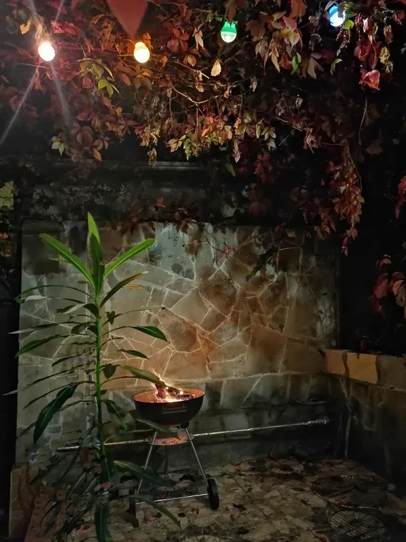 Уютный апартамент в центре Симеиза с собственным двориком под ключ