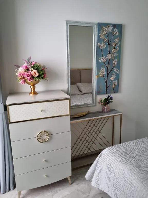 Стильные апартаменты в центре у пляжа Клеопатра