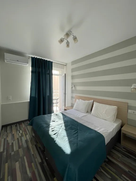 Апартаменты с балконом, отдельной спальней Синие горы напротив Казино